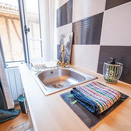 Le D'olympe Apartment *